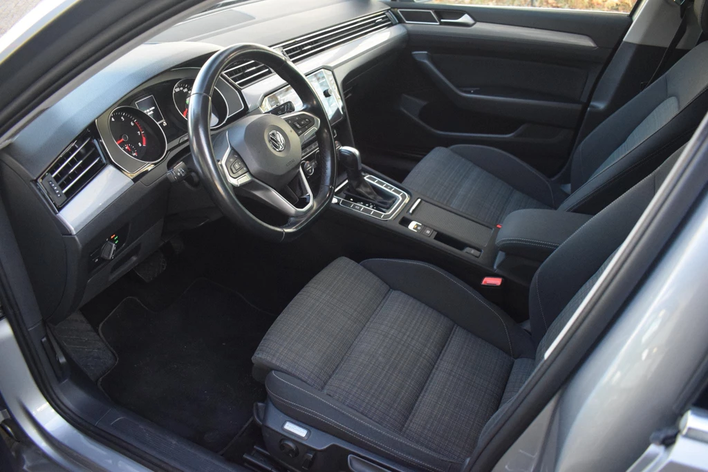 Volkswagen Passat – foto 13