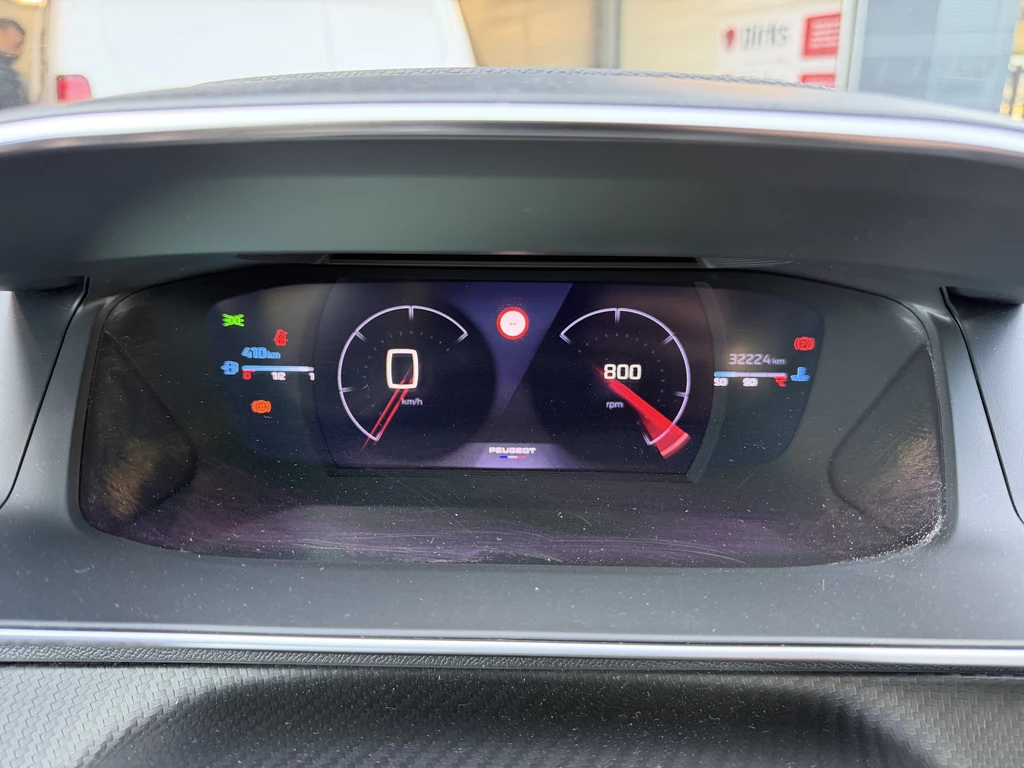 Peugeot 208 – foto 18