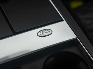 Land Rover Range Rover Velar – thumbnail 50