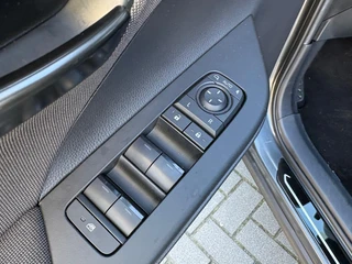 Toyota C-HR – thumbnail 27