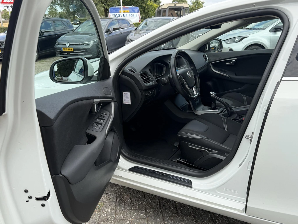 Volvo V40 – foto 15