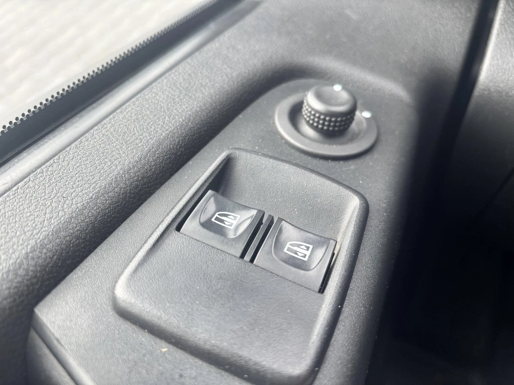Nissan NV300 – foto 28