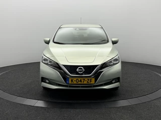 Nissan Leaf – thumbnail 8