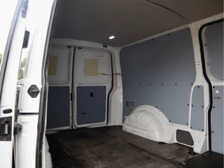 Volkswagen Transporter – thumbnail 18