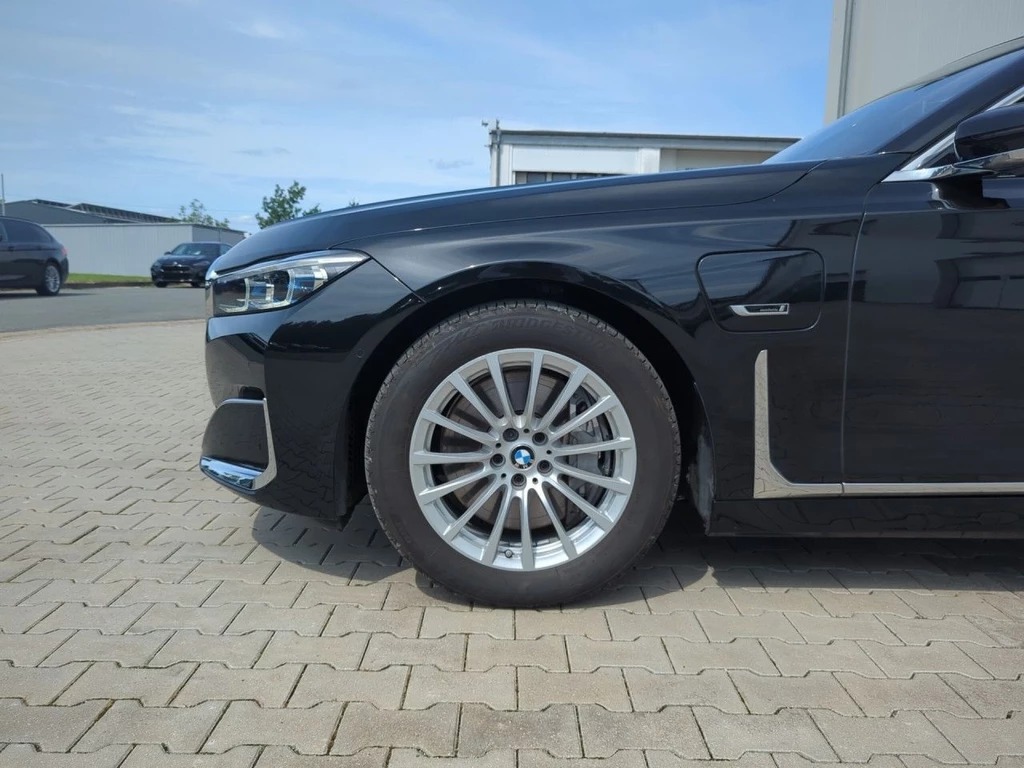 BMW 7 Serie – foto 11