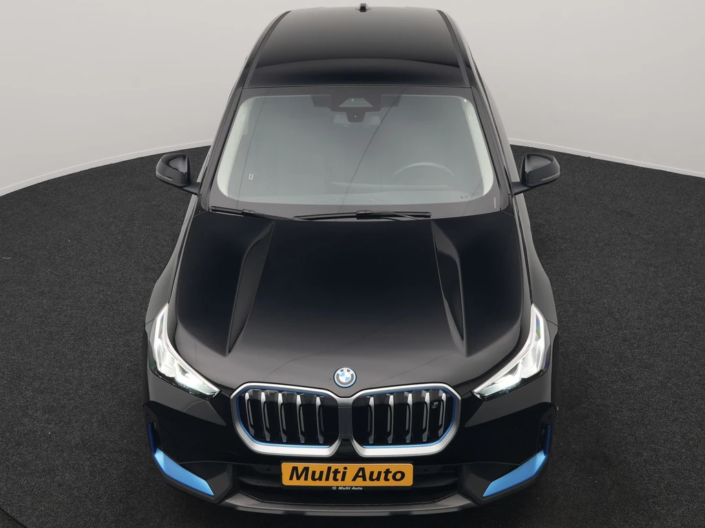 BMW iX1 – foto 12