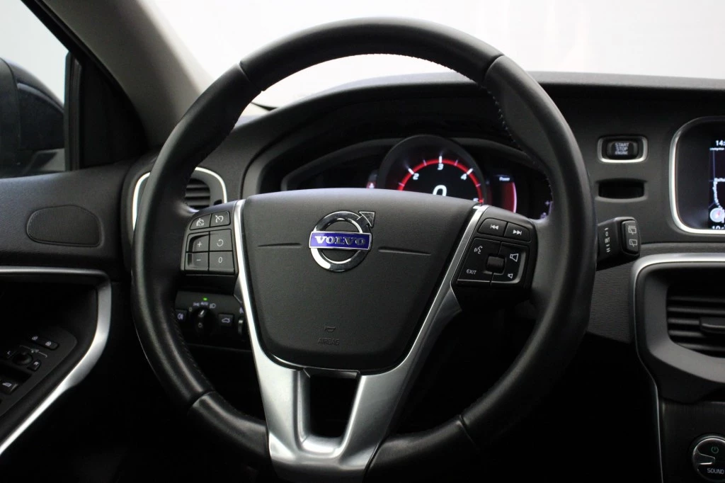 Volvo V40 – foto 17