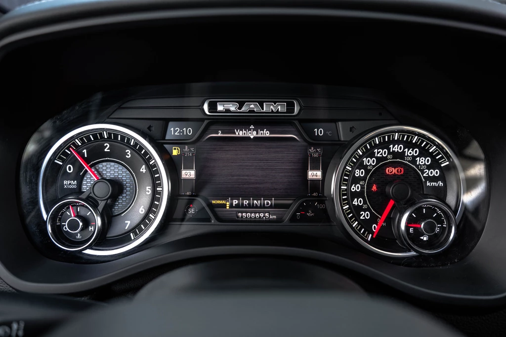 Dodge Ram 1500 – foto 17