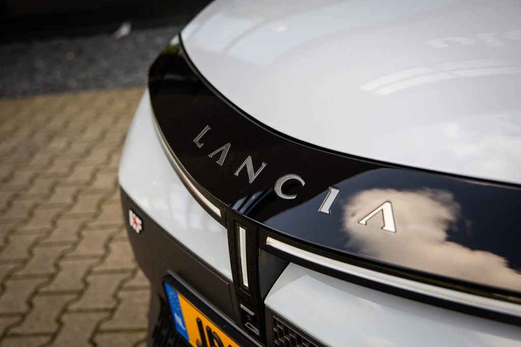Lancia Ypsilon – foto 8