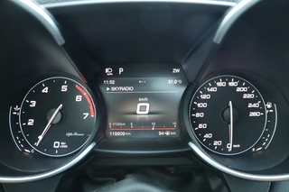 Alfa Romeo Giulia – thumbnail 18