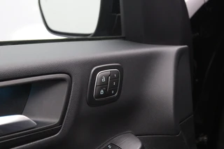Ford Kuga – thumbnail 12