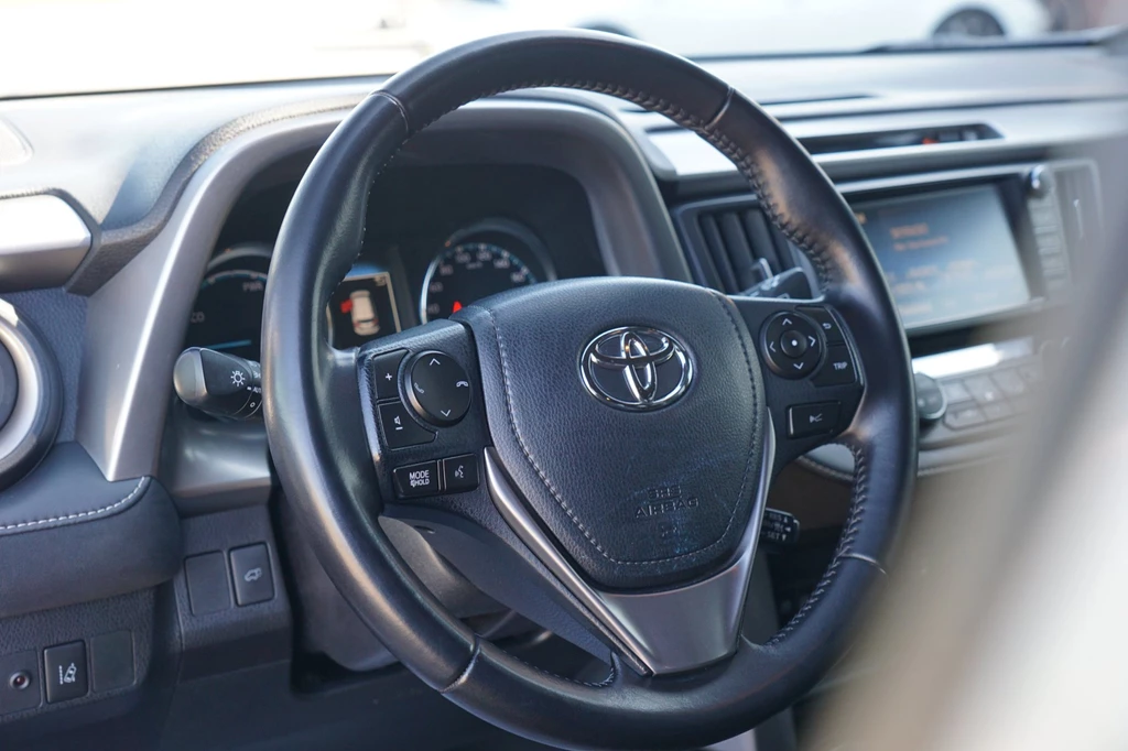 Toyota RAV4 – foto 8