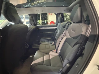 Volvo EX90 – thumbnail 15