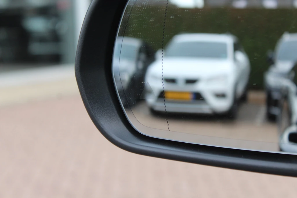Mercedes-Benz EQA – foto 23