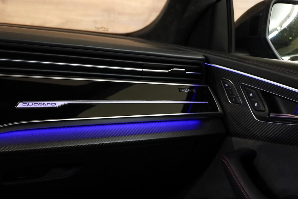 Audi RSQ8 – foto 42