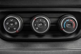 Renault Trafic – thumbnail 24