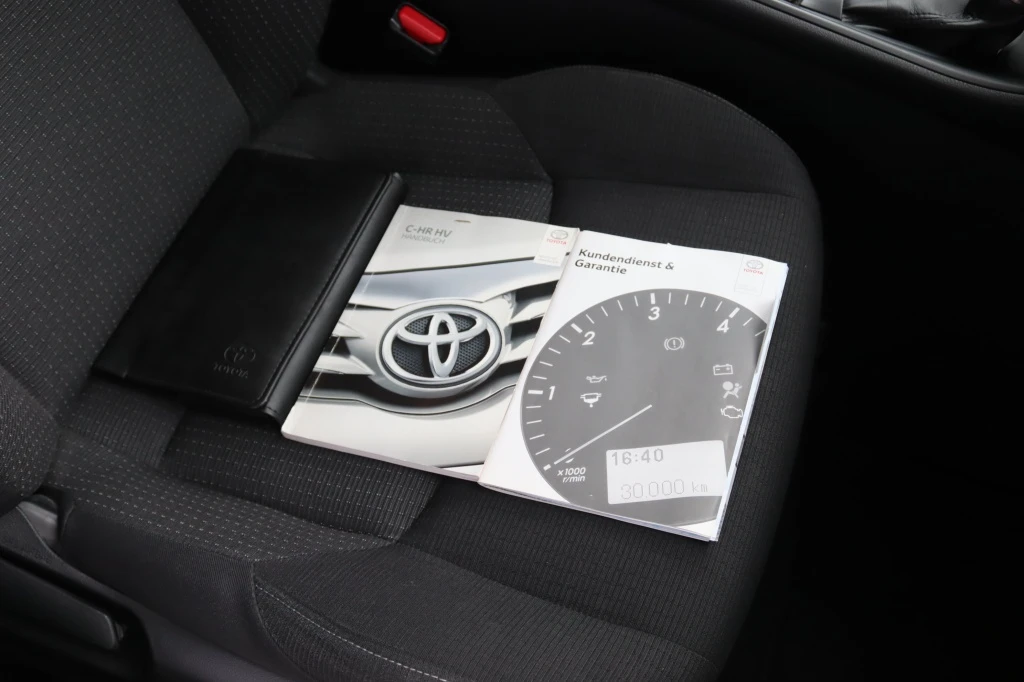 Toyota C-HR – foto 15