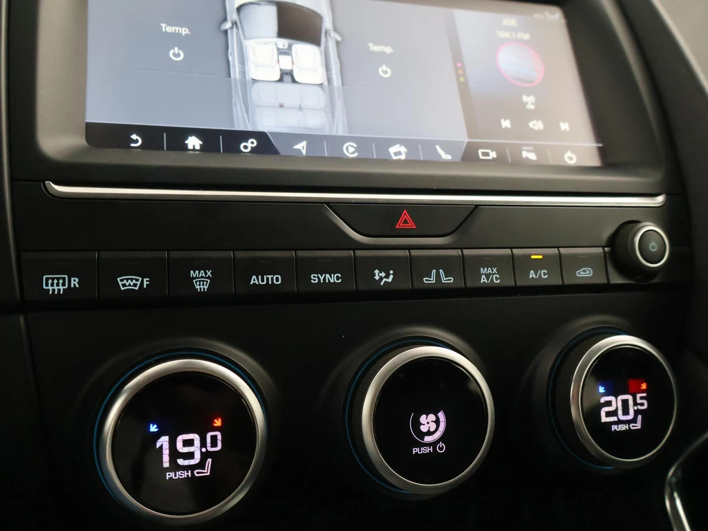 Jaguar E-PACE – foto 51