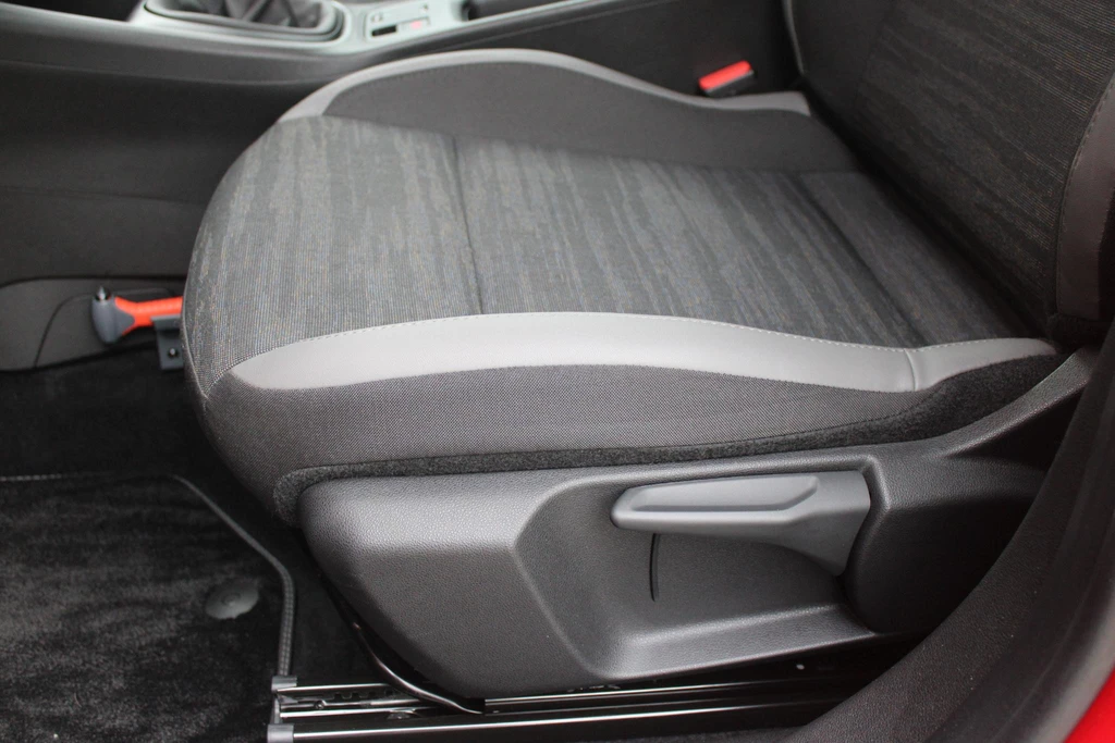 Jeep Avenger – foto 36