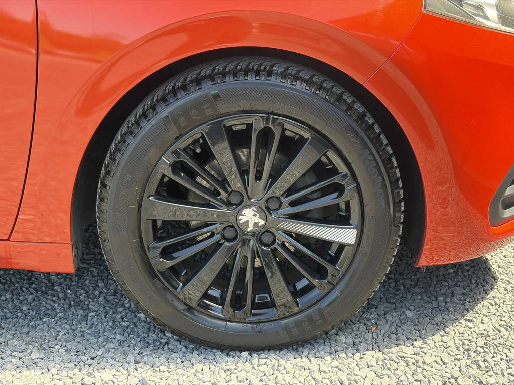 Peugeot 208 – foto 34