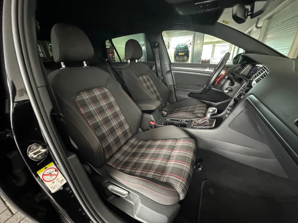 Volkswagen Golf – foto 31