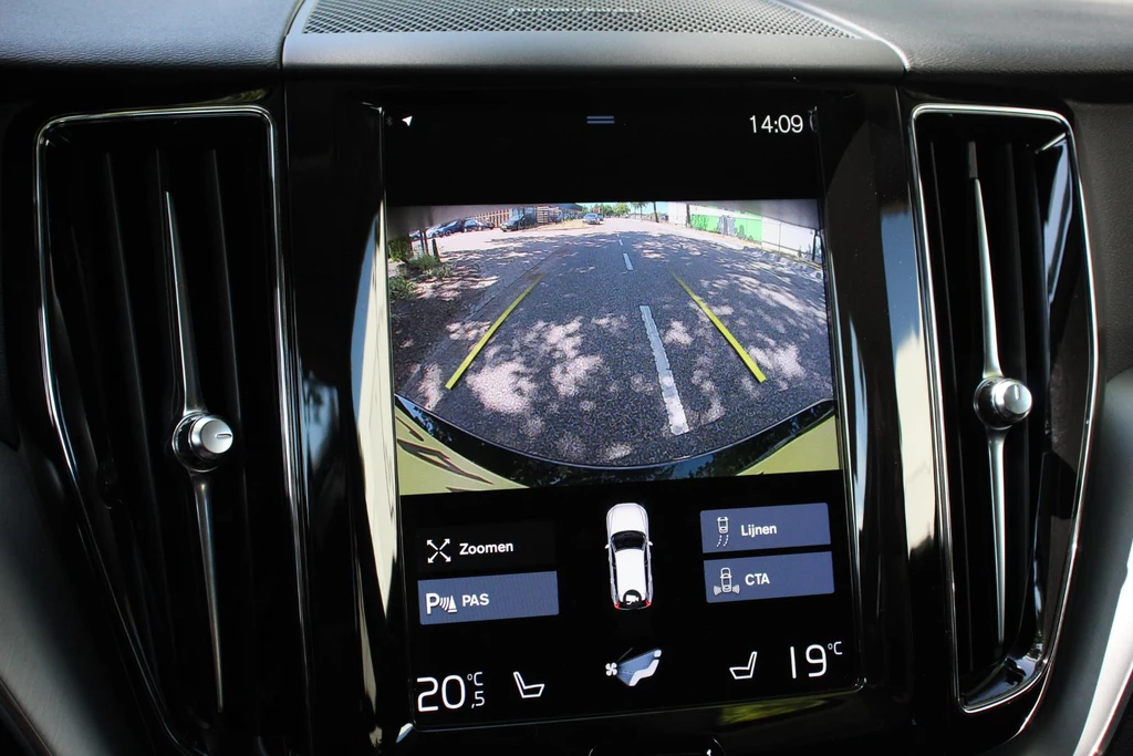 Volvo XC60 – foto 15