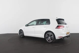 Volkswagen Golf – thumbnail 4