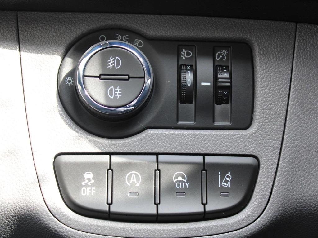 Opel KARL – foto 14