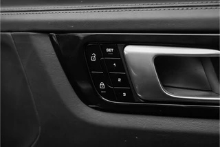 Porsche Cayenne – thumbnail 38