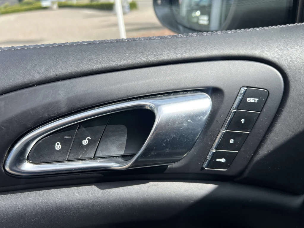 Porsche Cayenne – foto 23