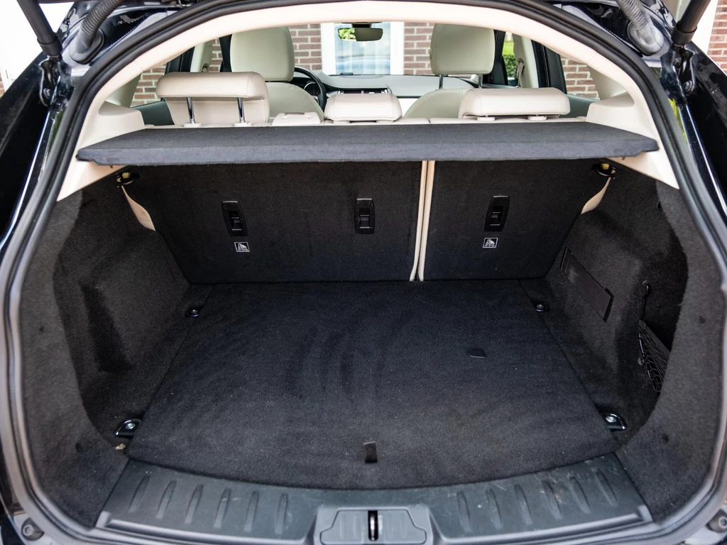 Jaguar E-PACE – foto 20