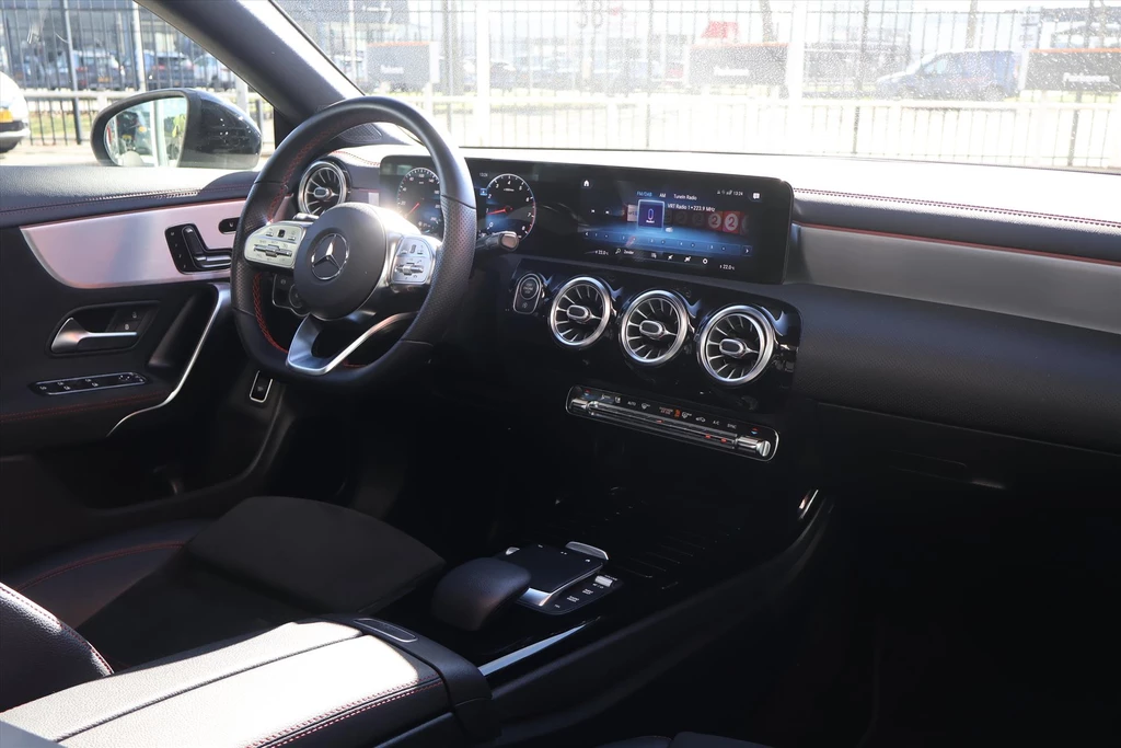 Mercedes-Benz CLA – foto 9