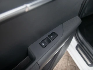 Kia Niro – thumbnail 24