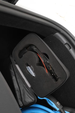Tesla Model Y – thumbnail 12