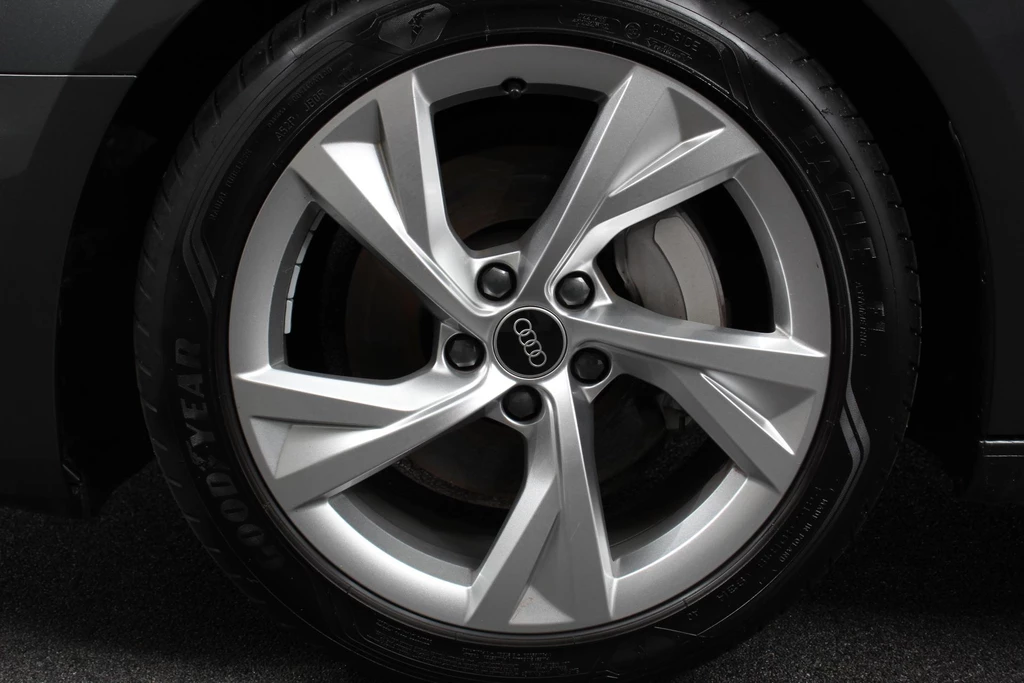 Audi A4 – foto 9