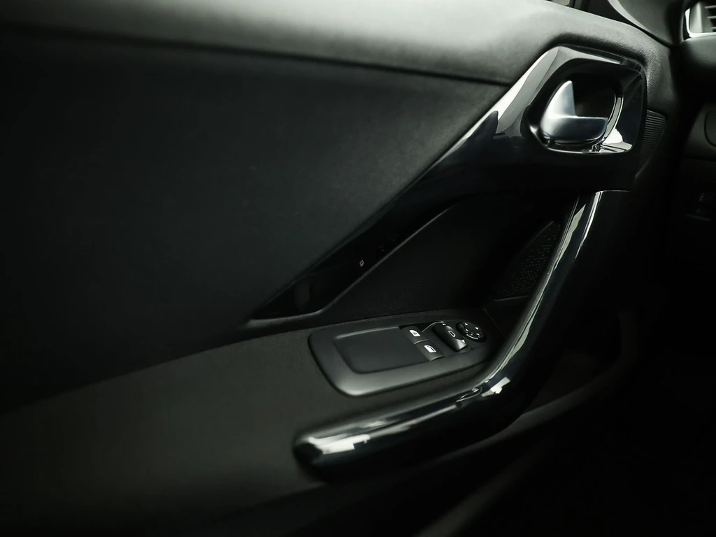 Peugeot 208 – foto 20
