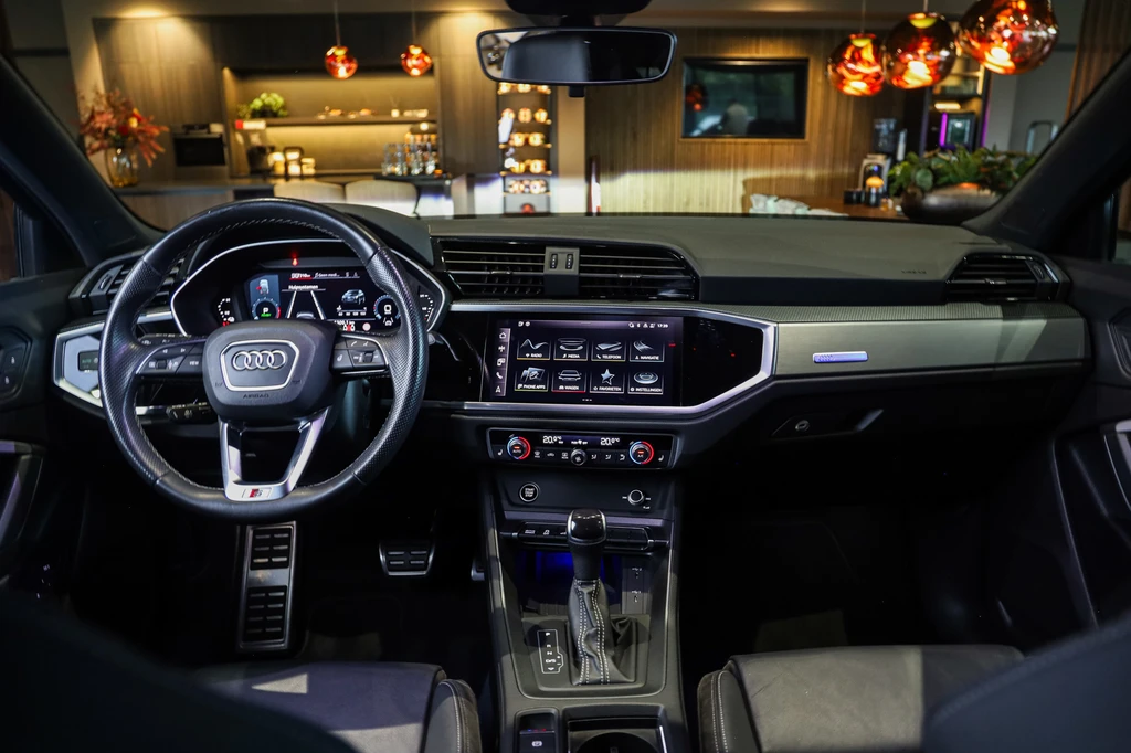 Audi Q3 – foto 11