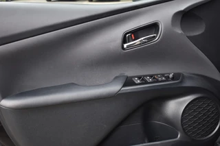 Toyota Prius – thumbnail 13