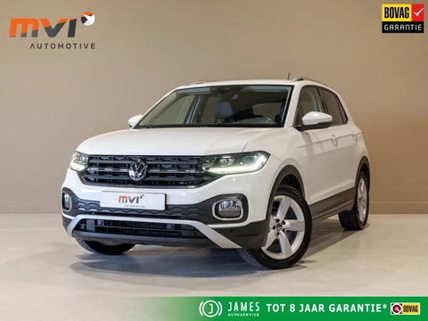 Volkswagen T-Cross 1.5 TSI Style / 150pk / Achteruitrijcamera / Apple Carplay