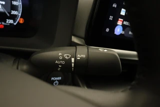Toyota C-HR – thumbnail 23