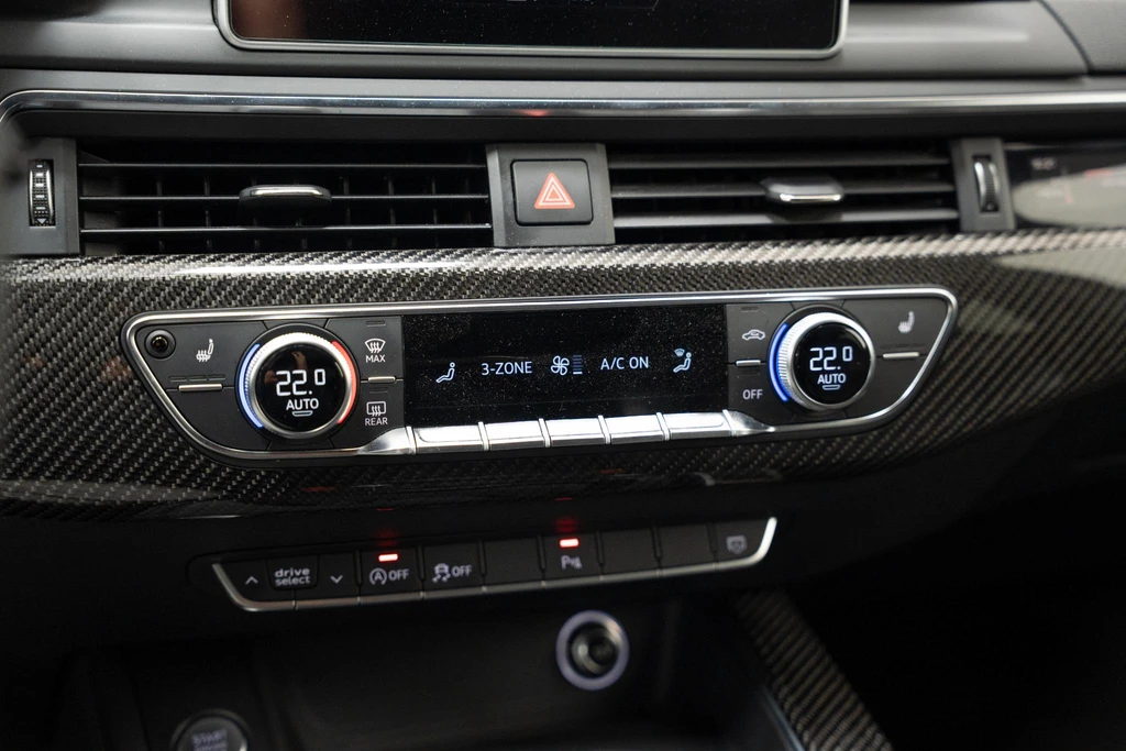 Audi A4 – foto 18