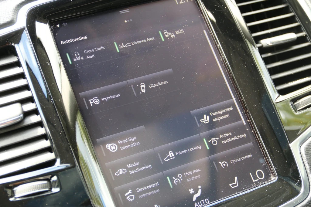 Volvo XC90 – foto 19