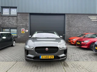 Jaguar I-PACE – thumbnail 11