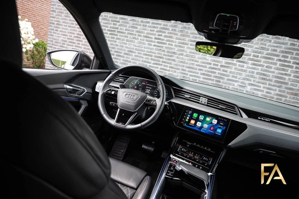 Audi e-tron – foto 12