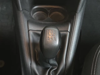 Peugeot 208 – thumbnail 32