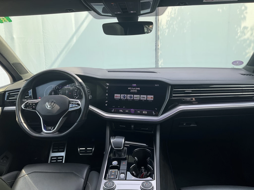 Volkswagen Touareg – foto 33
