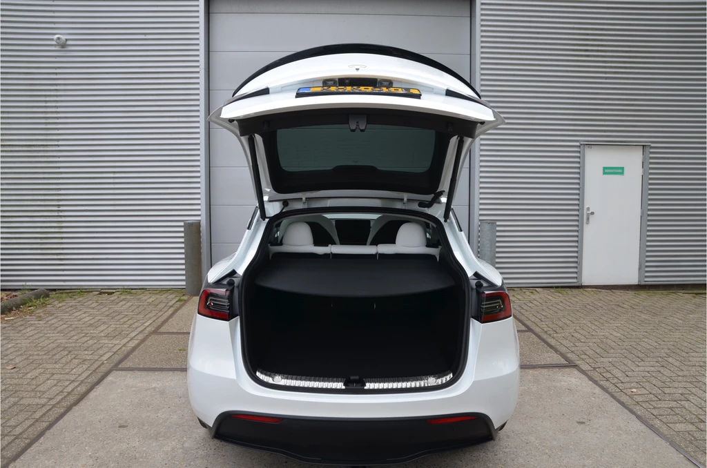 Tesla Model Y – foto 33