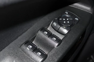 Ford EcoSport – thumbnail 11