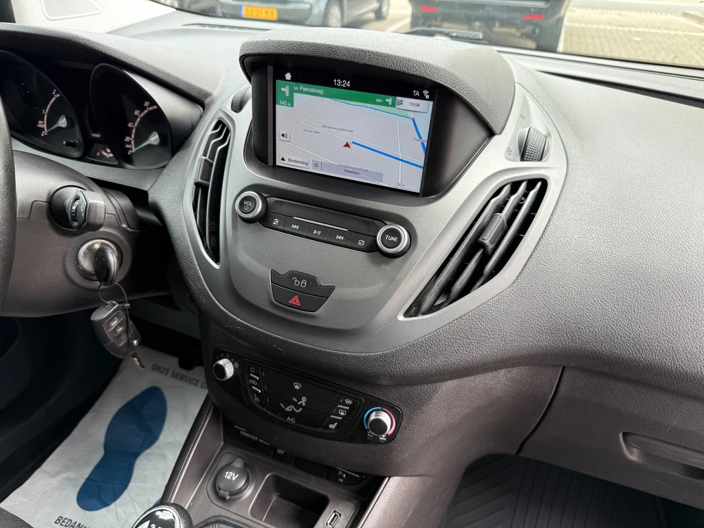 Ford Transit Courier – foto 31