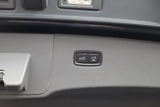 Porsche Cayenne – thumbnail 32